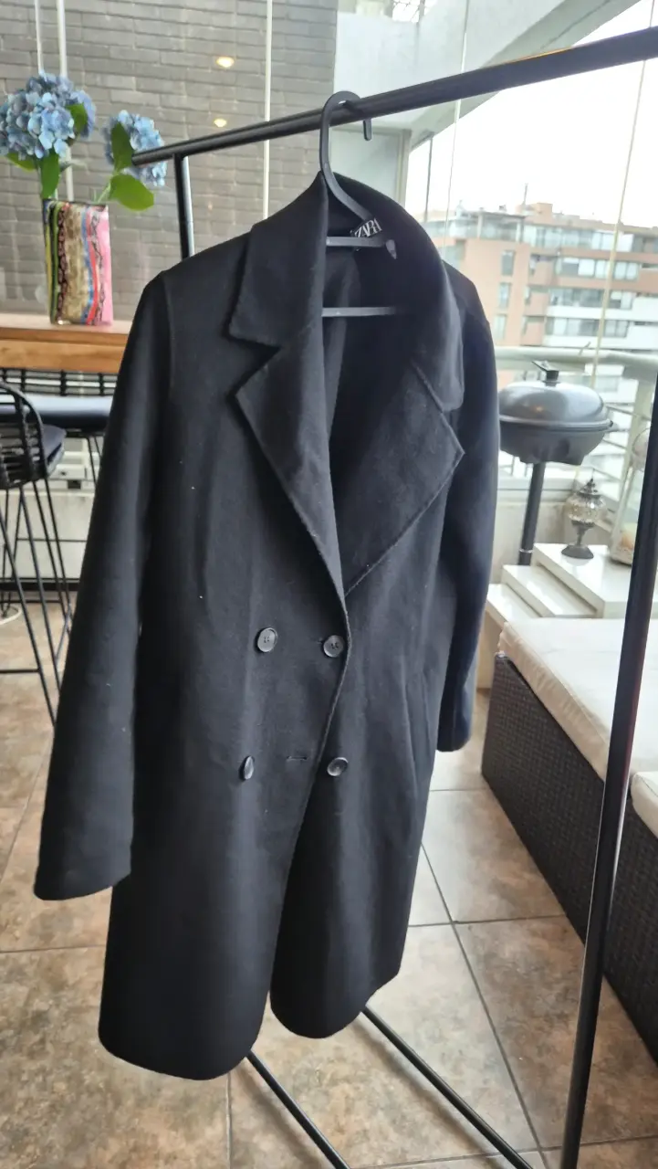 Abrigo negro de lana Zara para mujer - 3