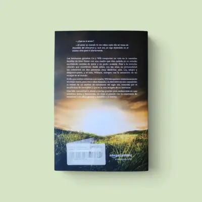 Libro 'La Viajera del Tiempo' de Lorena Franco - miniatura 2