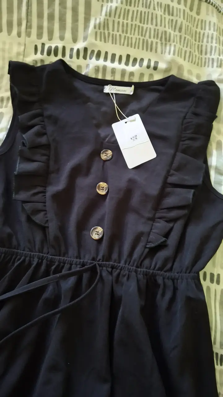 Vestido negro con volantes y botones Mamani - 2