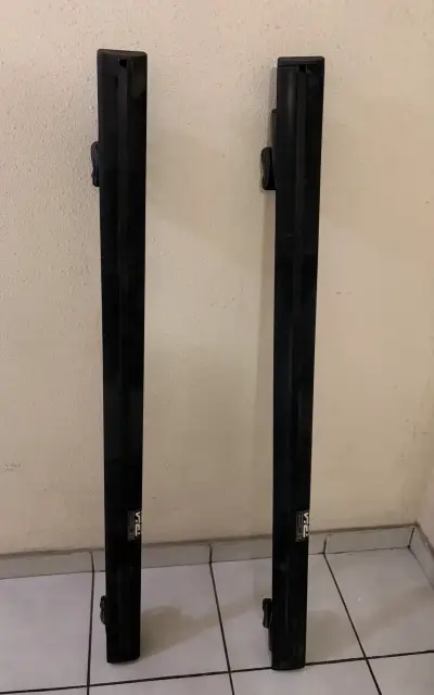 Barras portaequipaje negras para auto - miniatura 4