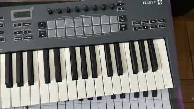 Teclado MIDI Novation FLkey 37 para FL Studio - miniatura 3