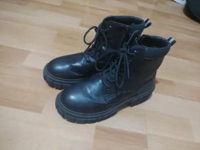 Botas negras  Teener talla 37 - miniatura 3