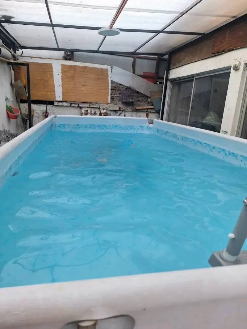 Piscina rectangular grande