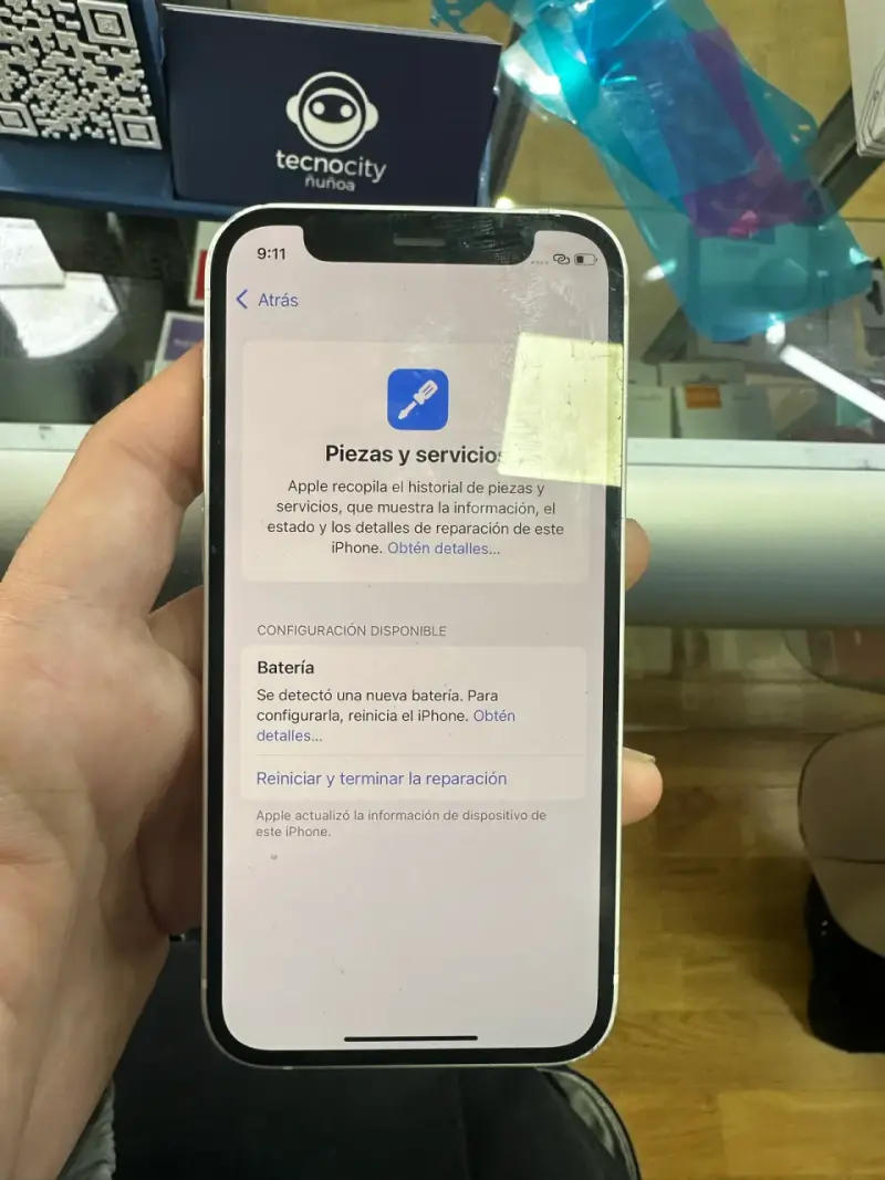 iPhone 12 mini Blanco en Buen Estado 64gb - 2