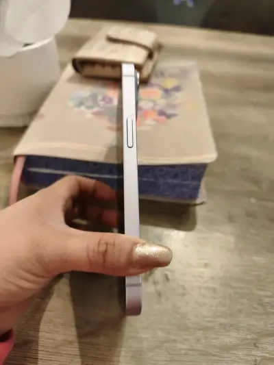 iPhone 14/128 GB Morado 💜🟣 - miniatura 5