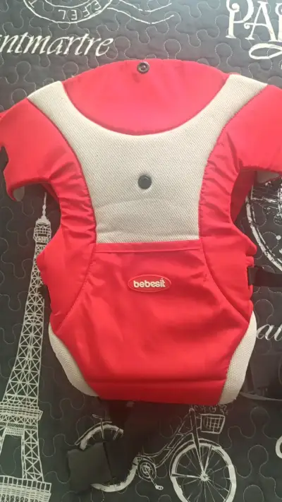 Mochila Porta Bebé Bebesit Roja Cómoda - miniatura 4