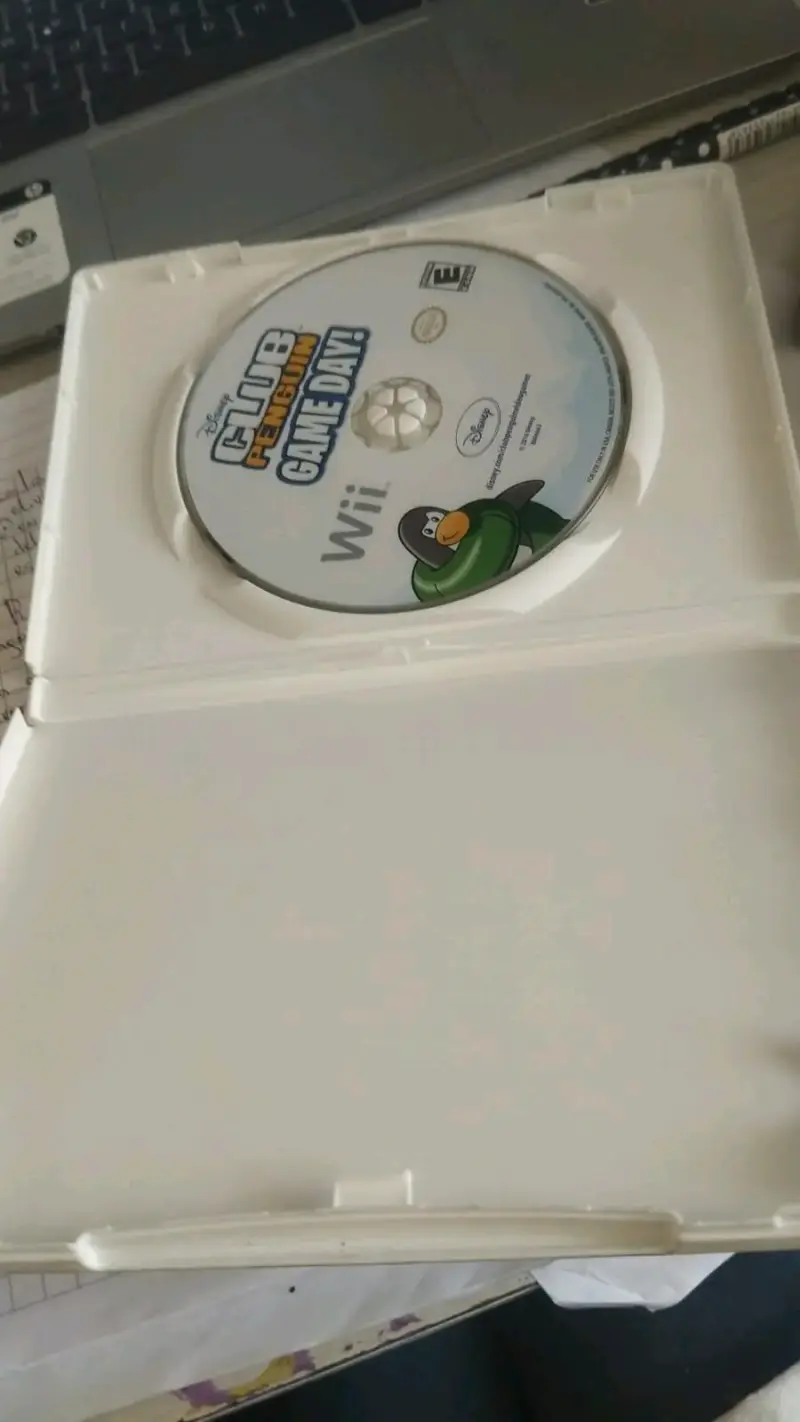 Juego Wii Club Penguin Game Day - 3