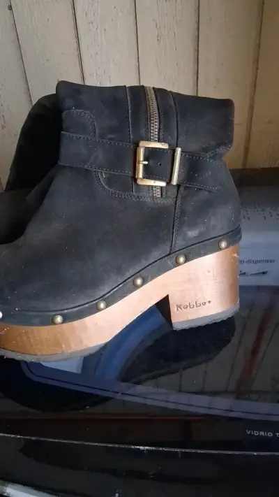 Botines de cuero negro con plataforma Kolbe - miniatura 1