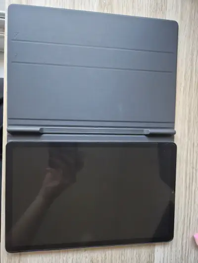 Samsung Galaxy Tab6 Lite - miniatura 1