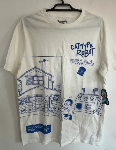 Polera blanca Cat-Type Robot Doraemon - miniatura 1