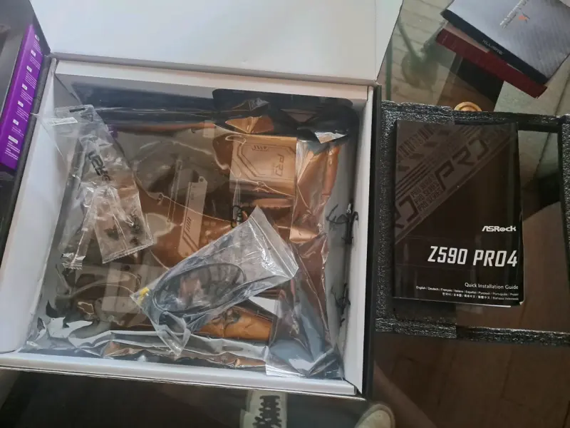 Placa Madre ASRock Z590 Pro4 LGA 1200 - 3