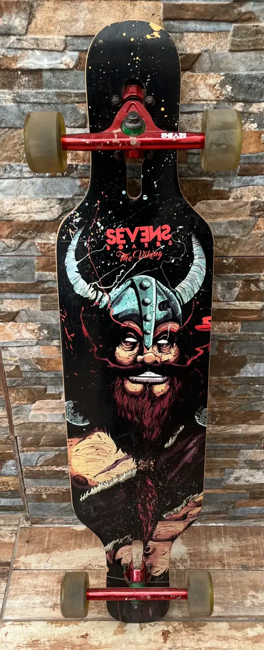 Longboard Sevens The Viking con diseño vikingo - 1