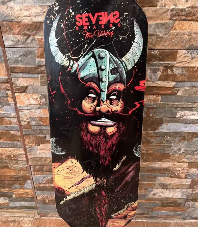 Longboard Sevens The Viking con diseño vikingo - 4