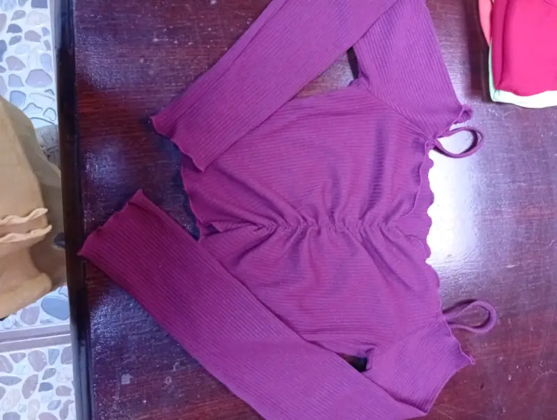 ✨ LOTE DE ROPA DE MUJER – 6 PRENDAS EN EXCELENTE E - 2