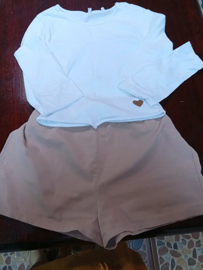 ✨ LOTE DE ROPA DE MUJER – 6 PRENDAS EN EXCELENTE E - 5