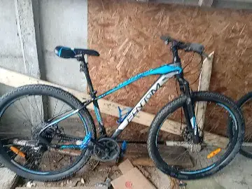 Bicicleta de montaña Fantom azul y negra - miniatura 1