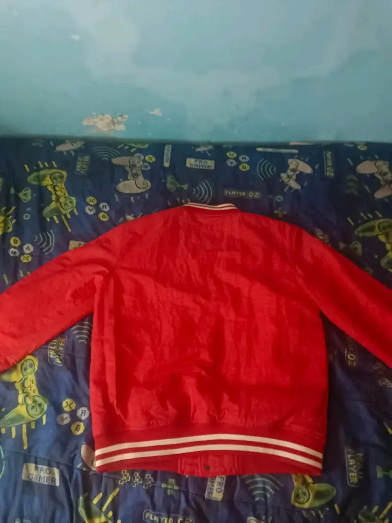 Chaqueta bomber roja Robert Lewis estilo urbano - 3