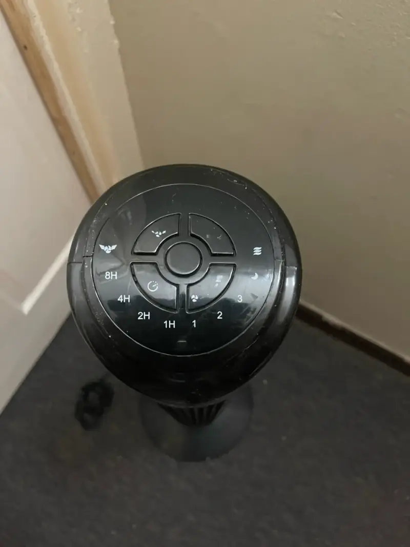 Ventilador de torre Oster negro con control de tiempo - 4