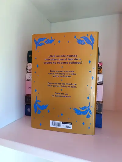 Libro 'Un Cuento Perfecto' de Elísabet Benavent - miniatura 2