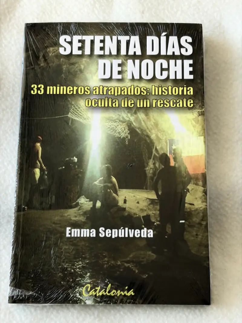 Libro Setenta Días de Noche por Emma Sepúlveda