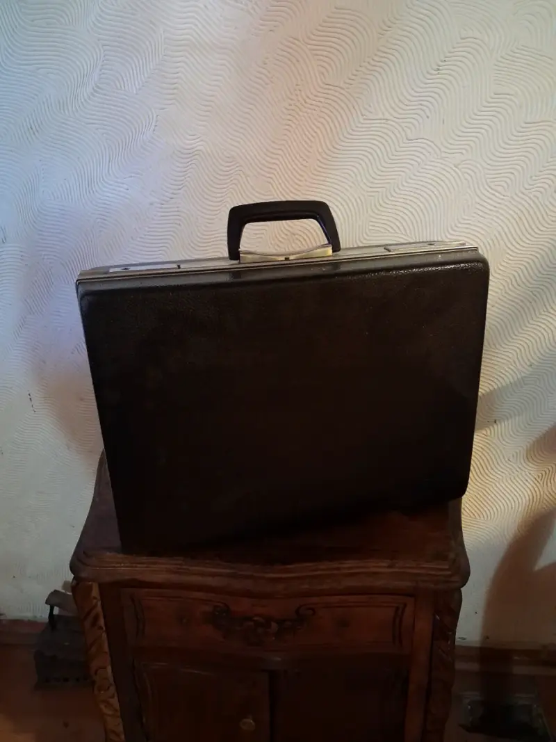 Maletín ejecutivo rígido negro , Vintage - 1