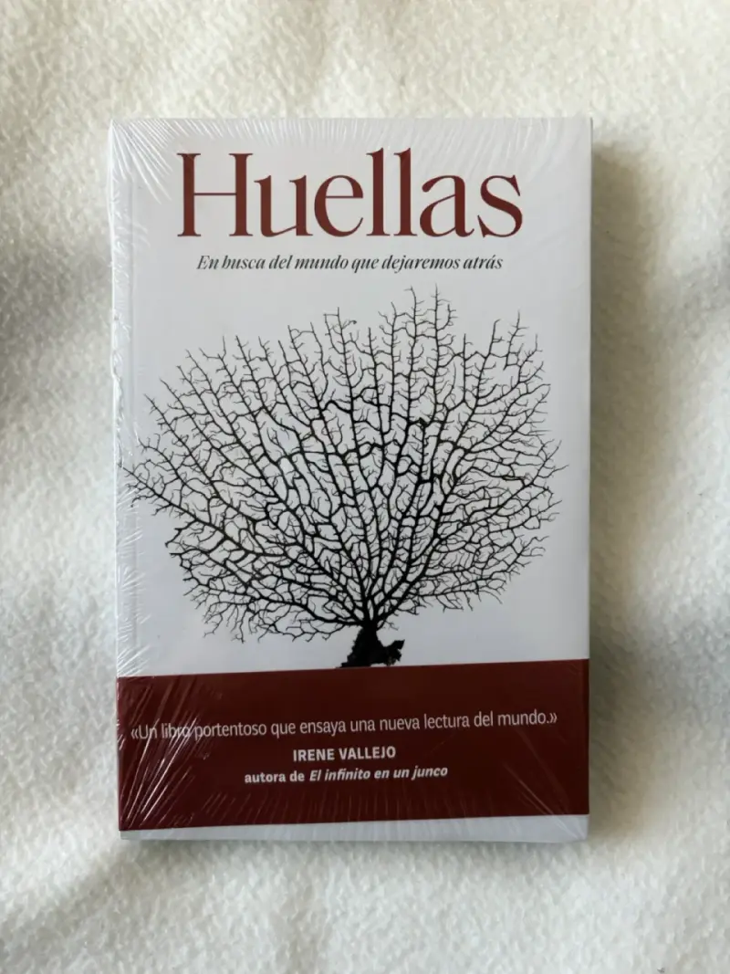 Libro 'Huellas' de Irene Vallejo nuevo