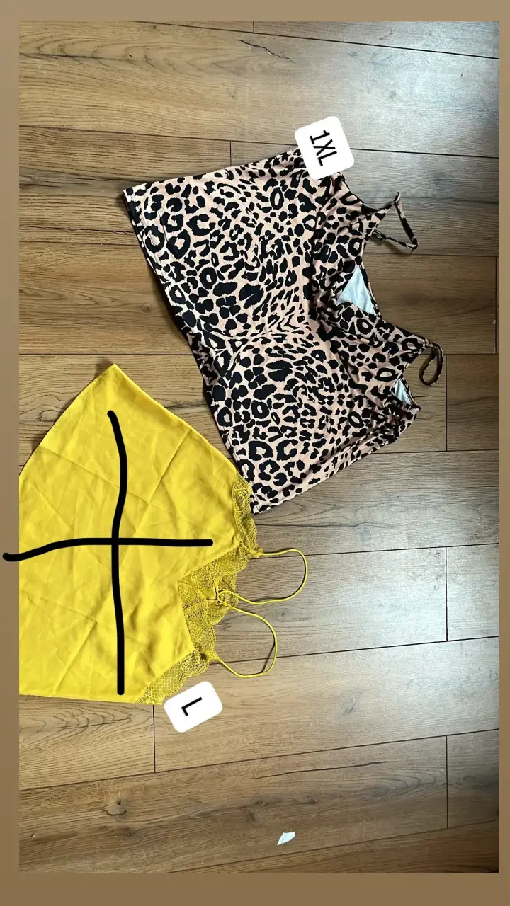 Lote de ropa femenina variada en diferentes tallas - 2