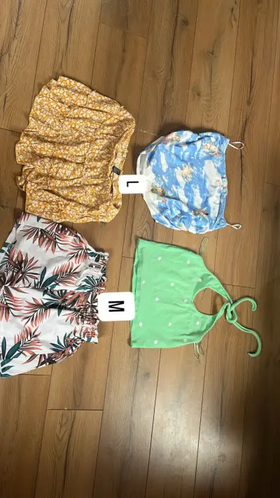 Lote de ropa variada para mujer en diferentes tallas - miniatura 1