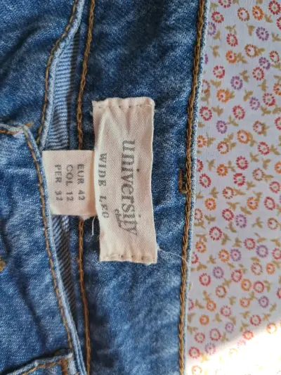 Jeans anchos de mezclilla azul para mujer - miniatura 2