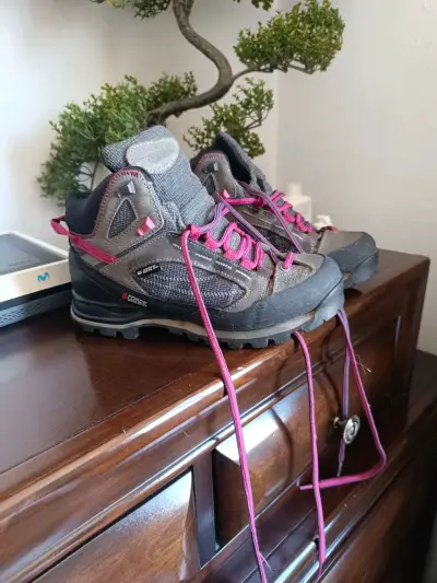 Botas de montaña para mujer con cordones rosas - miniatura 5