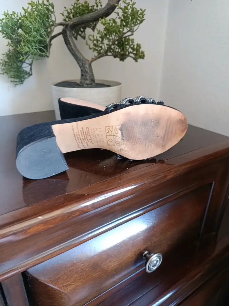 Sandalias de Tacón Negro con Brillantes Aldo - 2