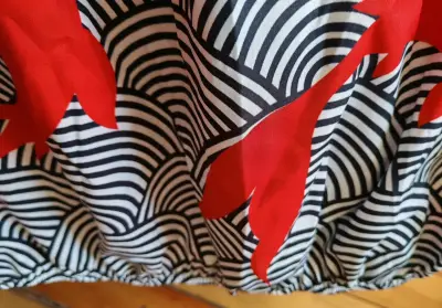 Vestido midi pez koi rojo - miniatura 4