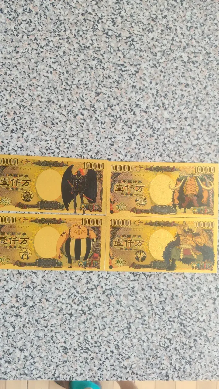 Billete coleccionable de anime dorado - 2