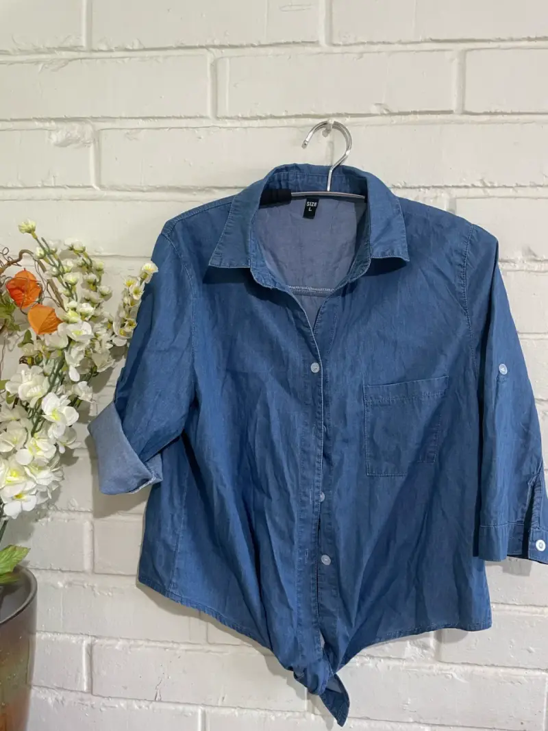 Camisa de mezclilla azul para mujer talla L - 1