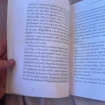 Libro El Crimen De La Calle Bambi de Hernán del Solar - miniatura 3