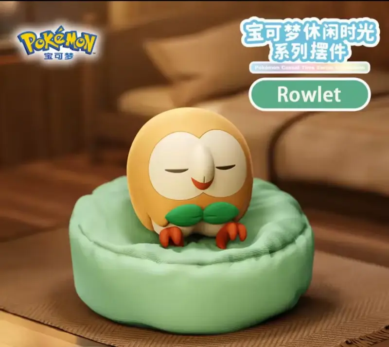 Figura Original Pokémon Rowlet con cojín