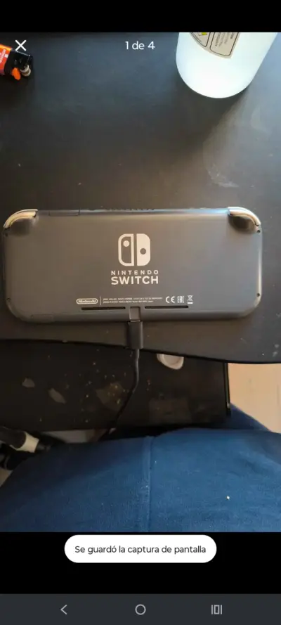 Nintendo Switch Lite con estuche de transporte - miniatura 1