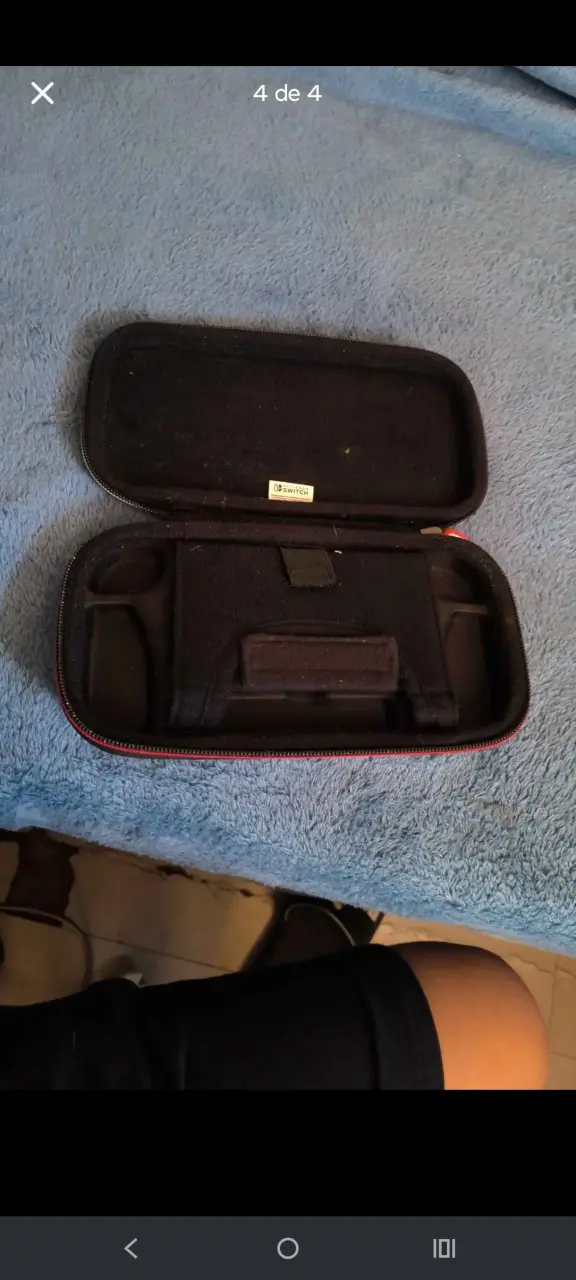 Nintendo Switch Lite con estuche de transporte - 4