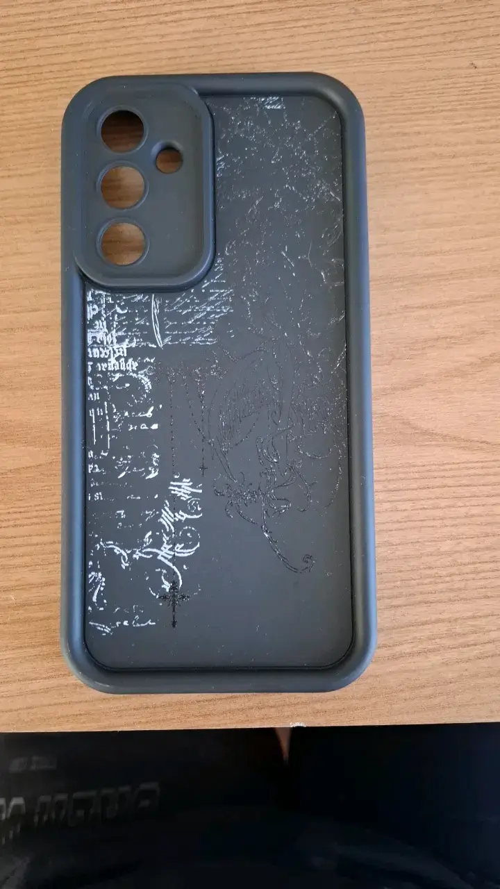 Funda protectora para celular con diseño - 1
