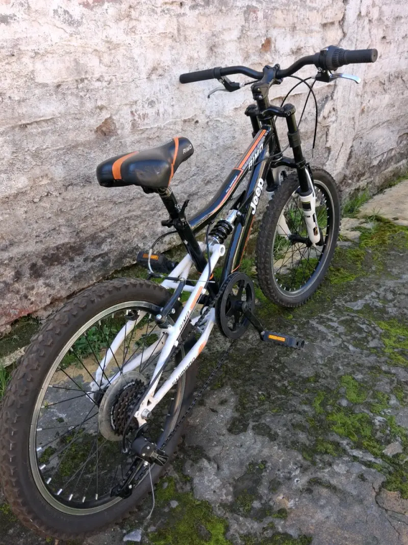 Bicicleta infantil Jeep Rimo con suspensión - 5