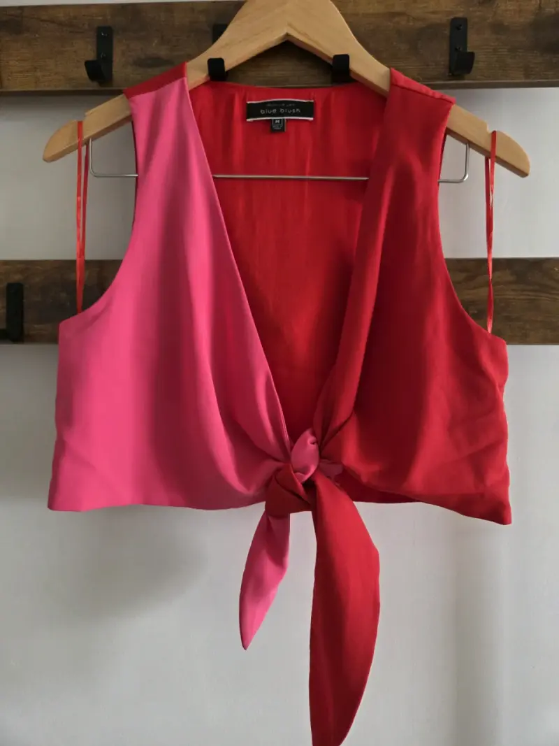 Top sin mangas rojo y rosa con lazo - 1