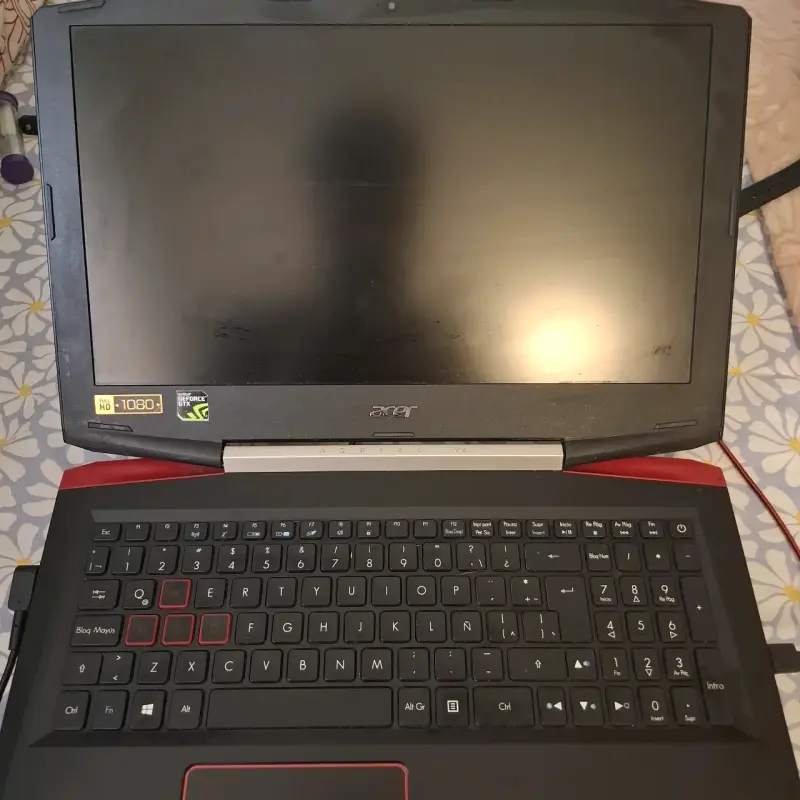 Laptop Acer Aspire con Intel Core i5 - 1