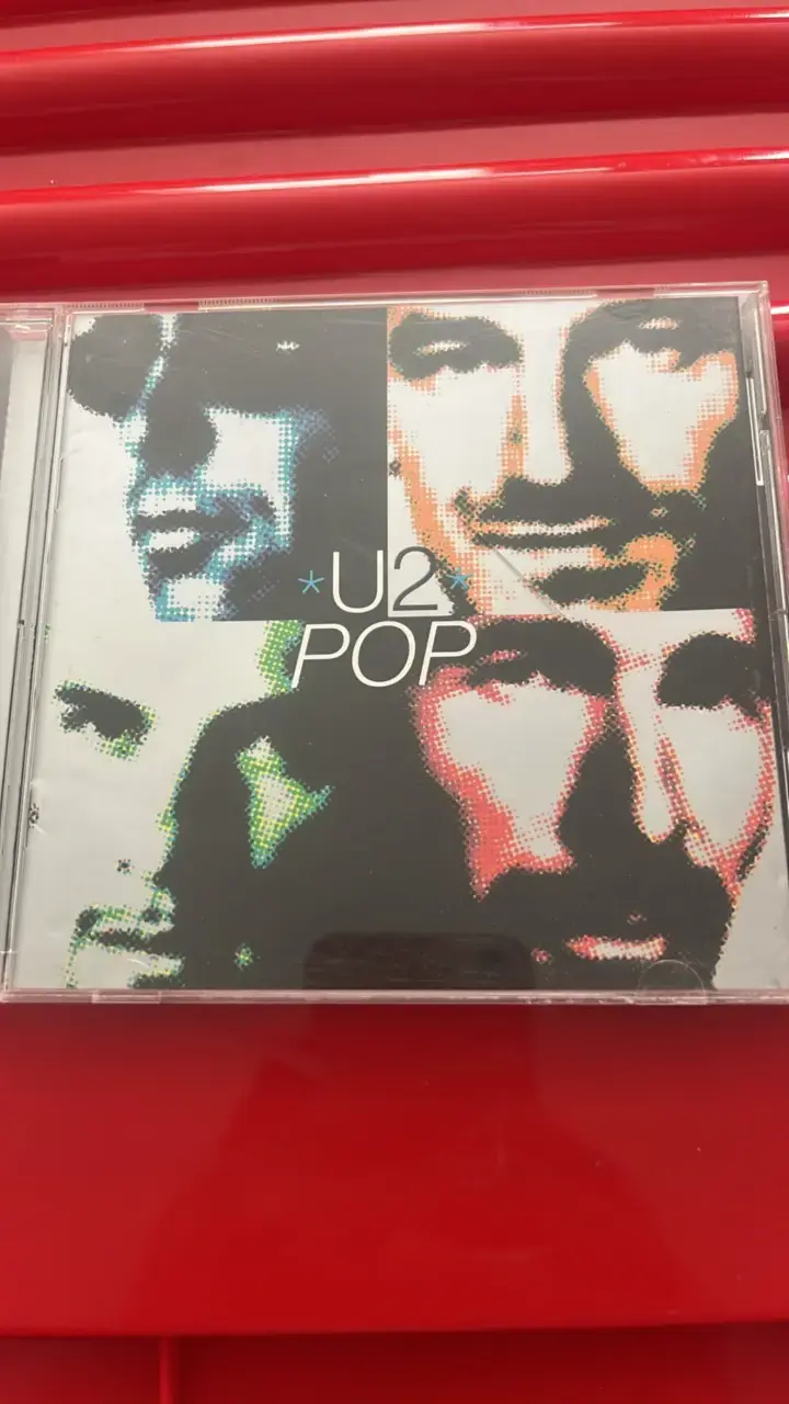 CD Álbum U2 Pop en buen estado