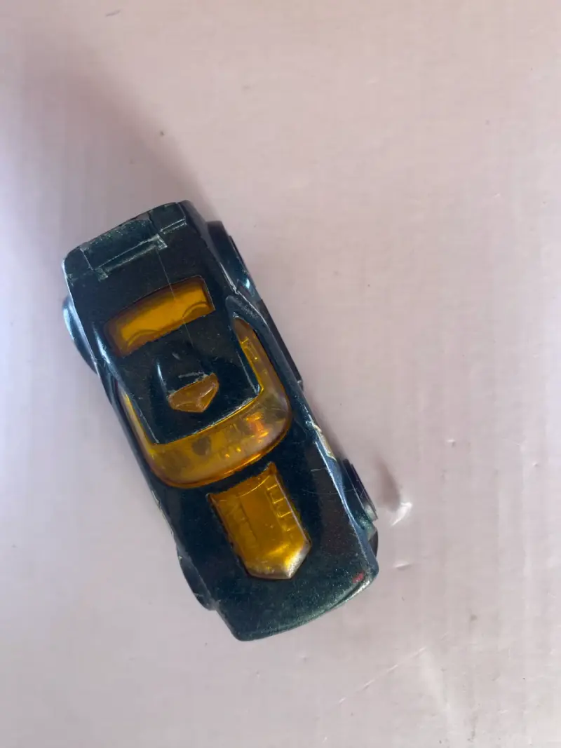 Set de autos de juguete variados - 3