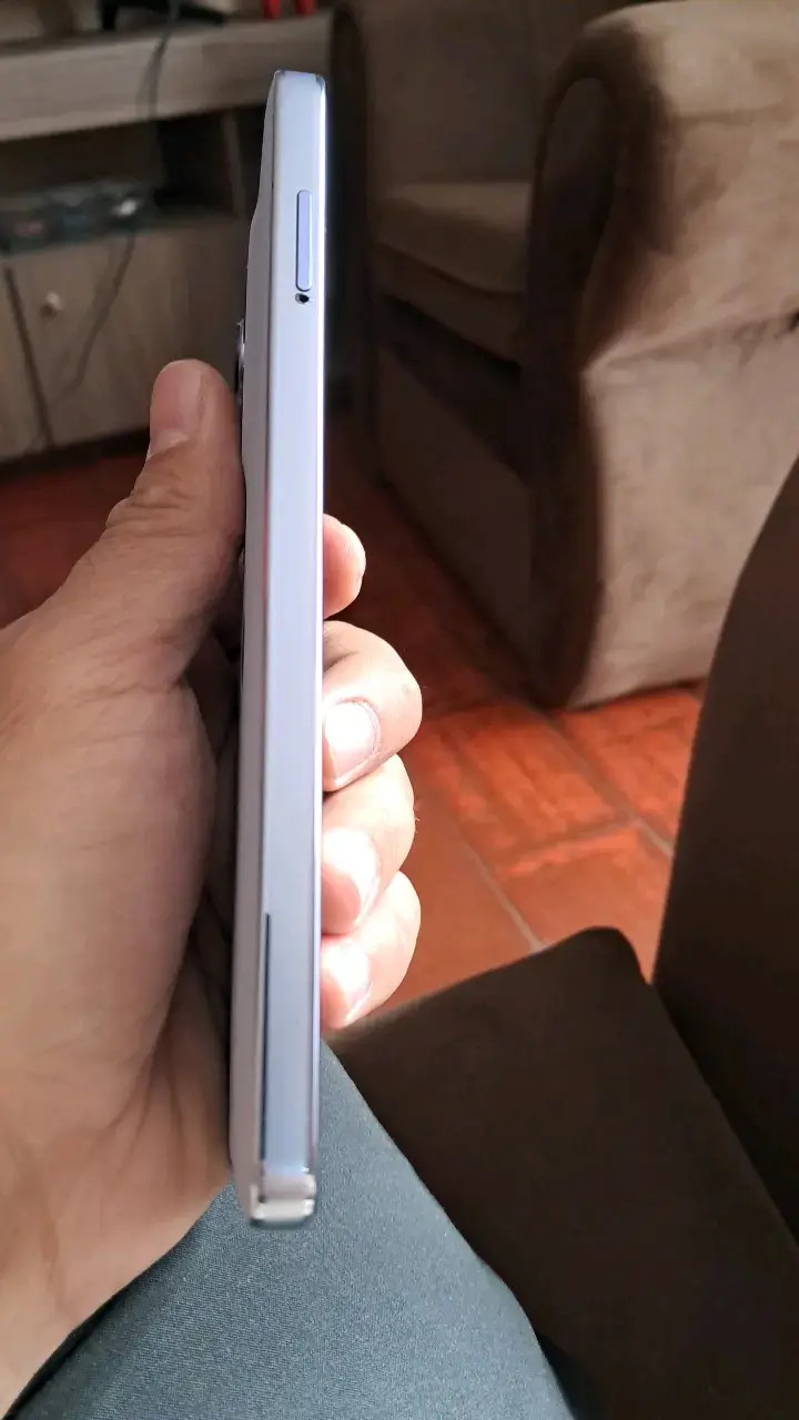 Smartphone Motorola con triple cámara trasera - 5