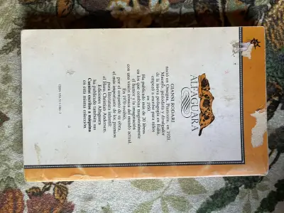 Libro 'Cuentos para jugar' de Gianni Rodari - miniatura 3