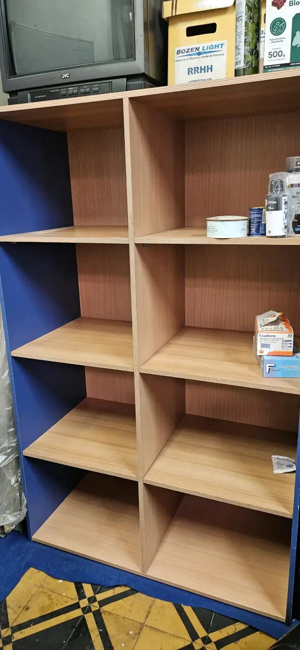Estantería de madera para oficina con 8 compartimentos - 2