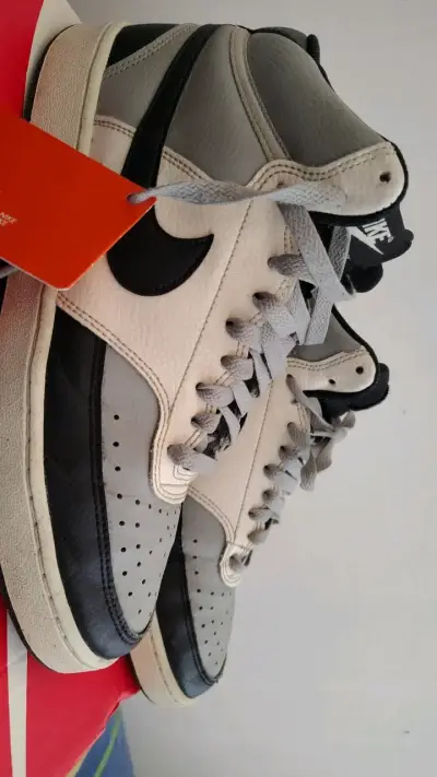 Zapatillas Nike Court Vision Mid gris y negro - miniatura 1