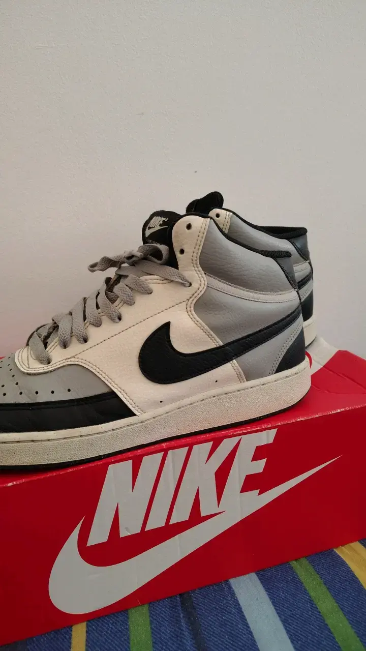 Zapatillas Nike Court Vision Mid gris y negro - 3