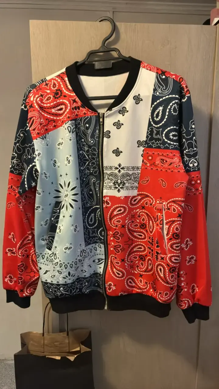 Chaqueta con diseño de bandana